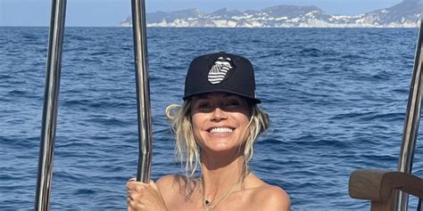 leni klum oops|Heidi Klum, 51, sunbathes topless in Italy with。